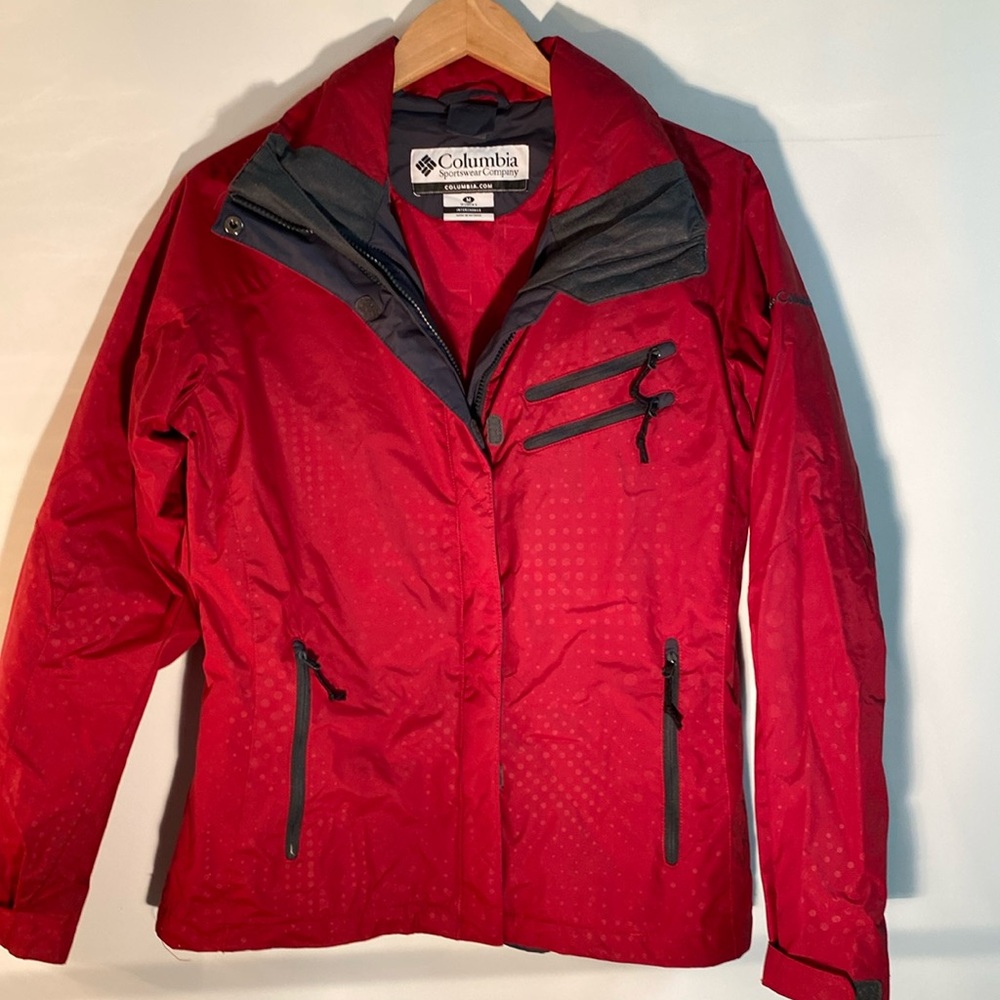 Columbia - women’s interchange ski jacket. Size M